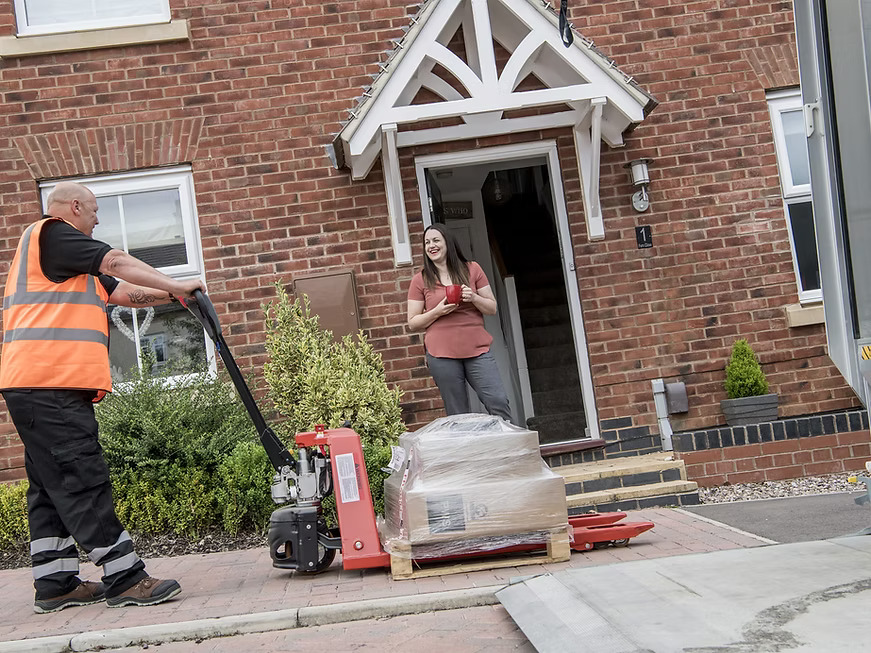 Pallet delivery to consumers and companies via 4Fill